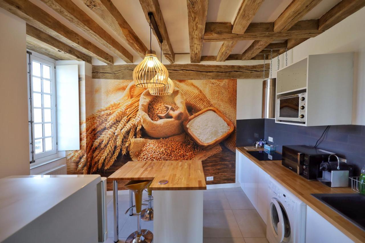 Bed and Breakfast Le Bas Chitray Menil Екстер'єр фото
