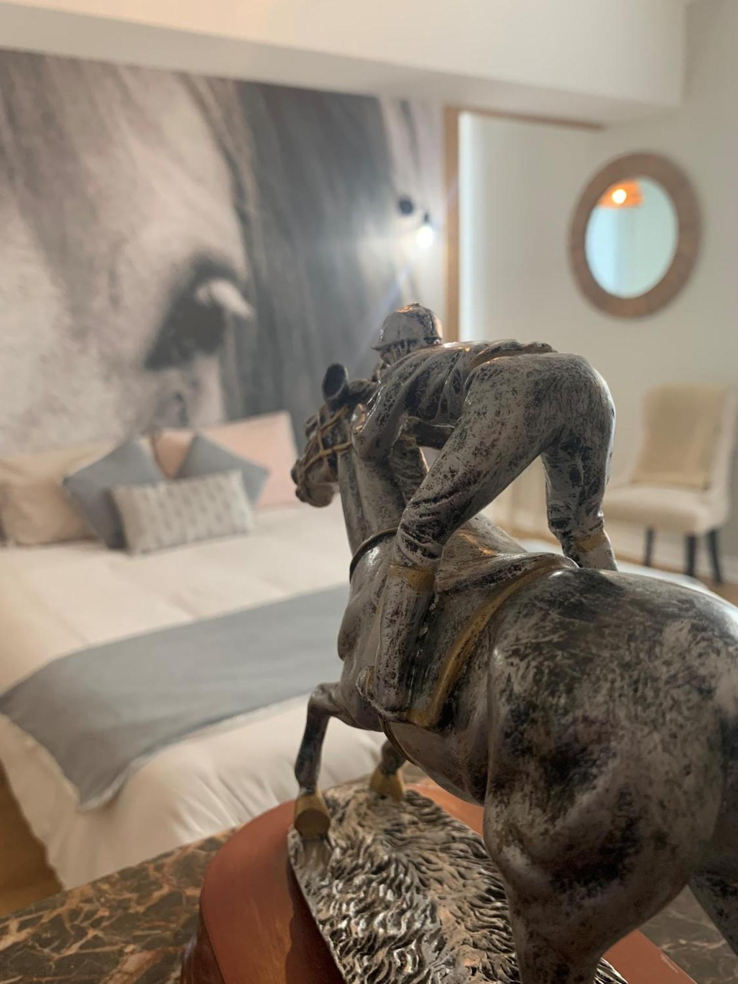 Bed and Breakfast Le Bas Chitray Menil Екстер'єр фото
