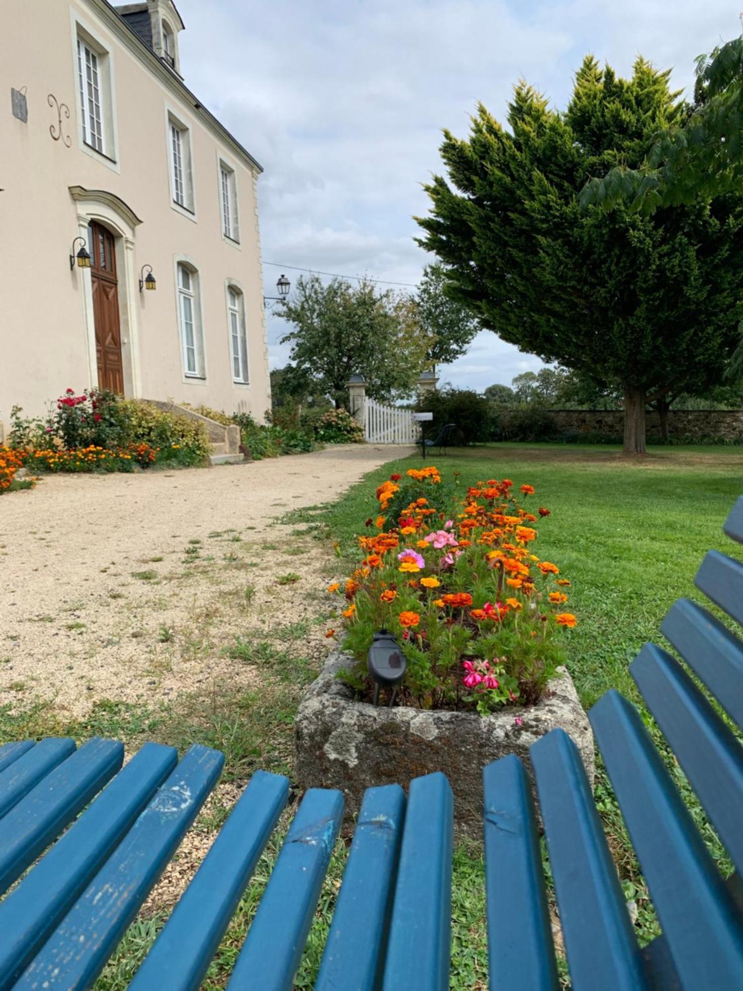 Bed and Breakfast Le Bas Chitray Menil Екстер'єр фото