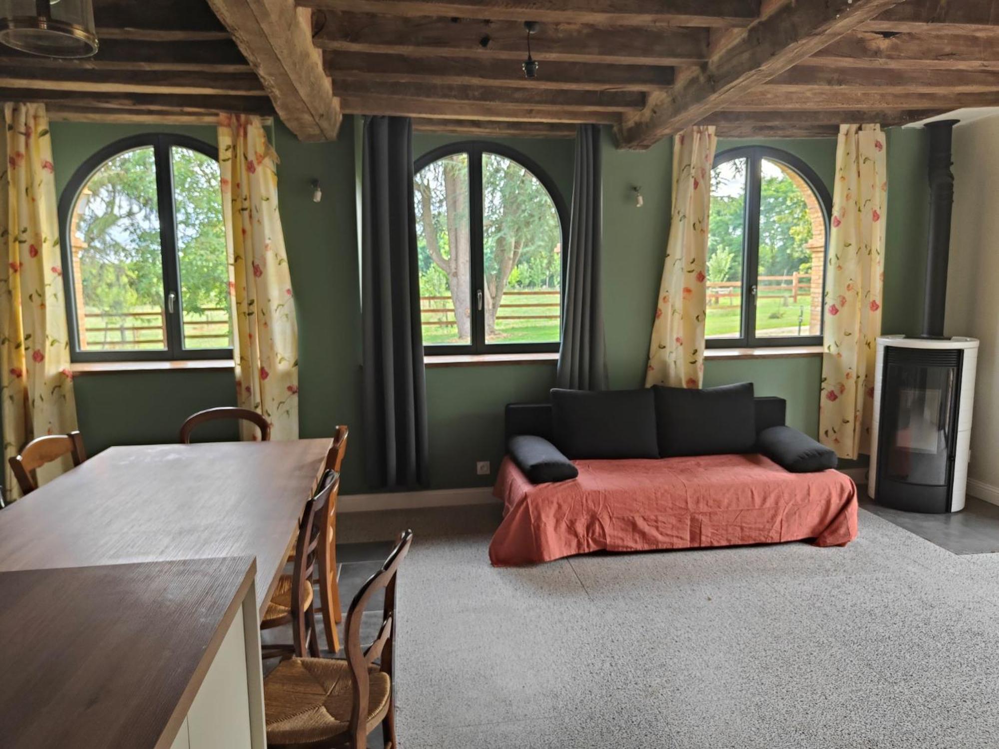 Bed and Breakfast Le Bas Chitray Menil Екстер'єр фото